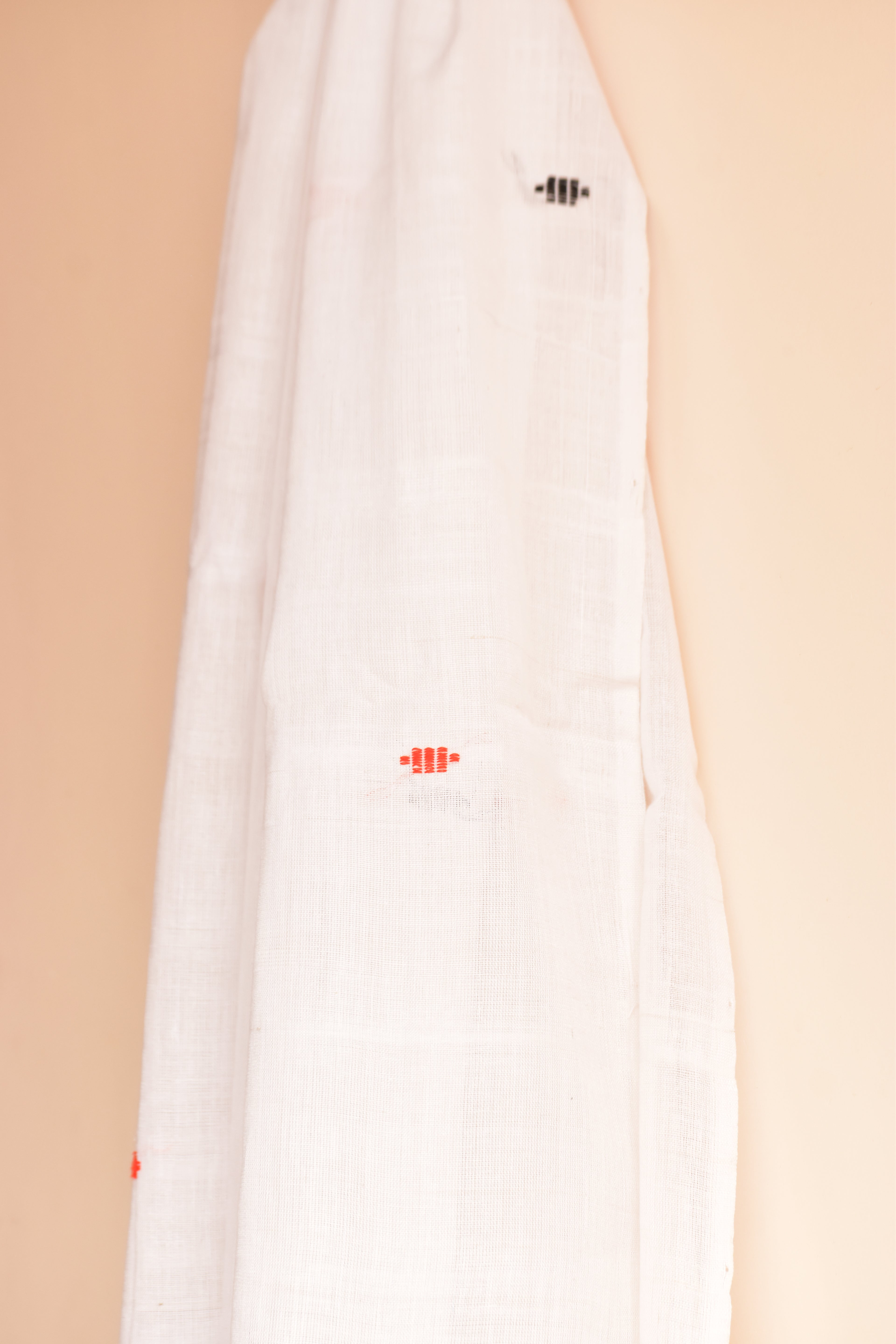 Handwoven Cotton Dupatta White, Black & Pink Buta